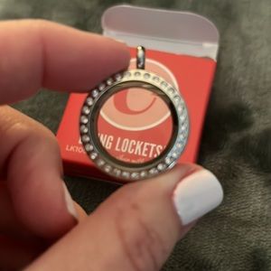 New with box origami owl medium silver with crystals locket